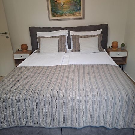 Apartment Lino - City Center โรวีน ภายนอก รูปภาพ